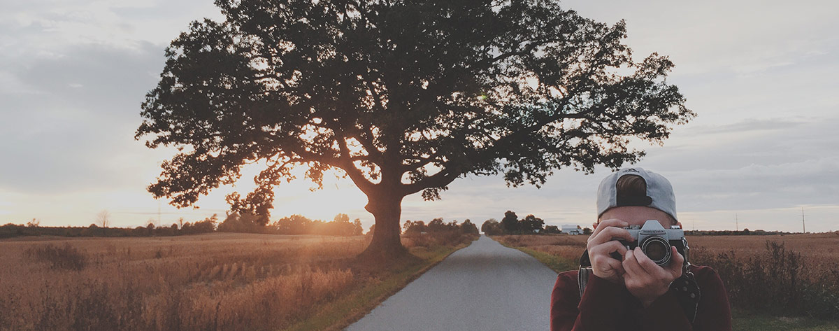 How to Become a Travel Vlogger