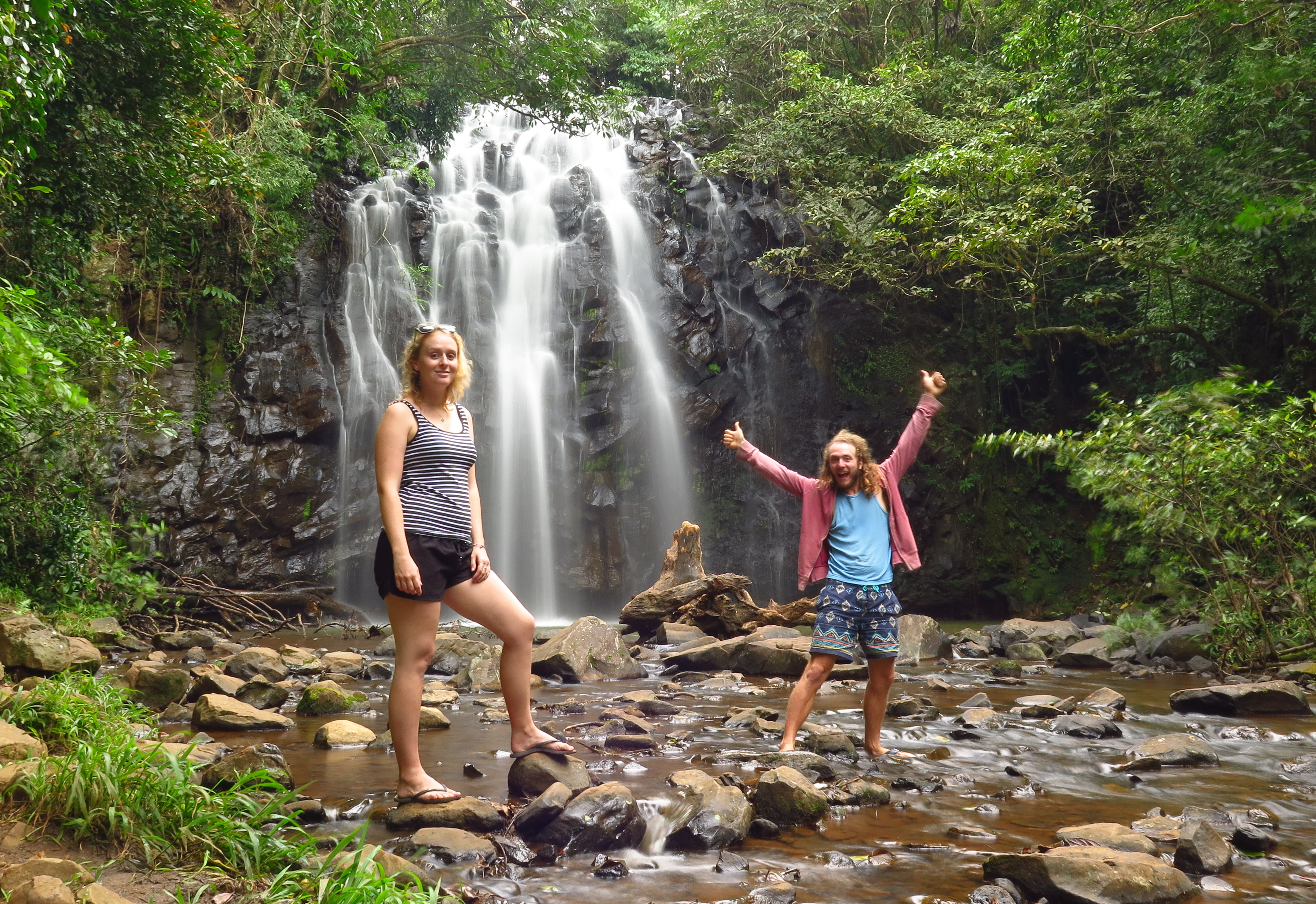 Interview with the Nomadic Minimalists: Hannah & Taran of Nomad'erHowFar